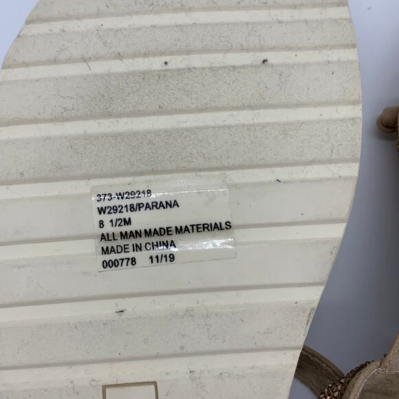 White Mountain Parana Thong Flat Sandals Size 8.5 NIB Tan T-Strap Open Toe - Picture 11 of 11